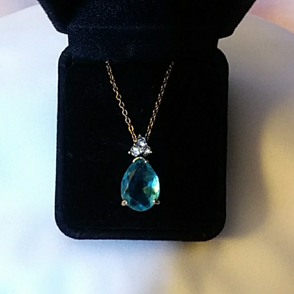 Lindenwold Vintage Blue Teardrop Necklace